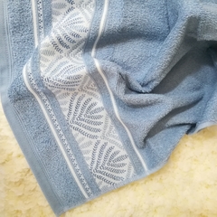 Toalla de Rostro con Bordado - Ven a Ver
