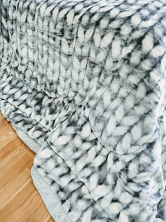 Acolchado piel con corderito - comprar online