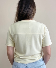 Blusa decote redondo com elástico na frente Rosana na internet