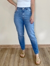 Calça mom jeans cintura alta Miriam