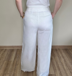 Calça pantalona com linho off white Isis na internet