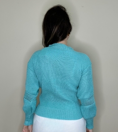 Blusa de tricot com gola canoa liso na internet