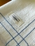 mantel y servilletas de gasa blanco con pespunte azul