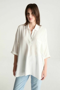 CAMISA OVER RELAX LUPE [DESIDERATA] - comprar online