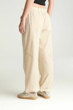 PANTALON PARACHUTE MARIANNE [DESIDERATA] en internet