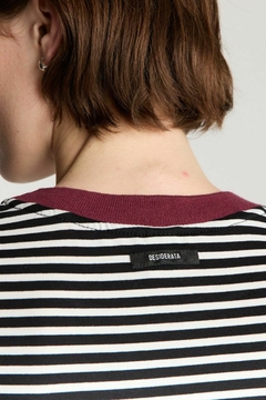 REMERA MARINE STRIPES [DESIDERATA] - LAS LILAS