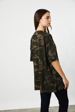 REMERA ONE SIZE CAMO [JOHN L.COOK]