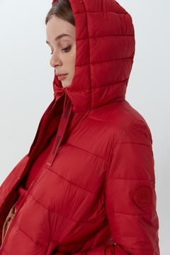 CAMPERA ULTRA LIGTH FIT HOOD [DESIDERATA] - comprar online