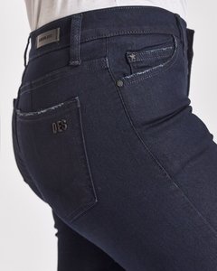 JEAN CURVY BACKTACK [DESIDERATA]} en internet