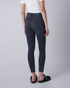 DENIM NEXT LEVEL COMFORT [DESIDERATA]} en internet