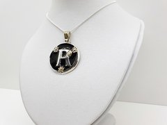 DIJE INICIAL PLATA - tienda online