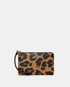 Corner Zip Wristlet With Leopard Print Muñequera Coach 16x10cm