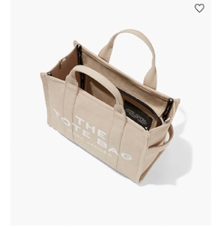 THE MEDIUM TOTE BAG