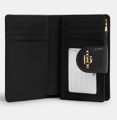 Medium Corner Zip Wallet In Signature Canvas - comprar en línea