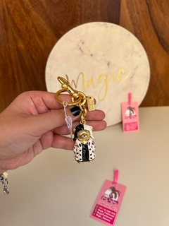 Disney X Coach Cruella Bear Bag Charm - comprar en línea