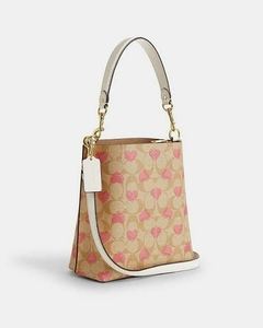 Mollie Bucket Bag 22 In Signature Canvas With Hearts Print - comprar en línea