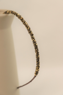 Imagem do arco tiara bordado canutilhos fino