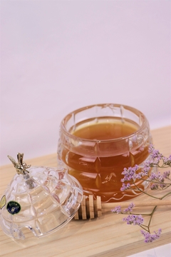 meleira cristal com trabalhado abelha bohemia na internet