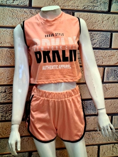 MUSCULOSA BRKLN SHORT VIVOS - comprar online