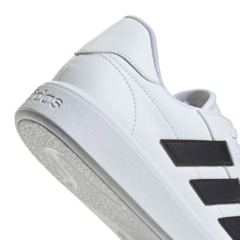 ADIDAS COURTBLOCK en internet