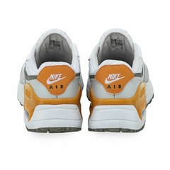 NIKE AIR MAX SYSTM en internet