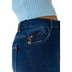 Calça Feminina Jeans escuro com zíper no bolso Revanche - Arezzela