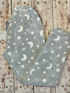 Soft Pant Gris Estrellas y Lunas