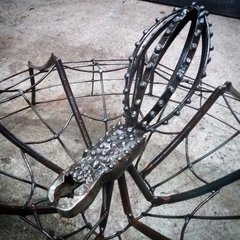 Imagem do Escultura de aranha em metal - Gênoveva, tamanho G