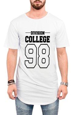 Camiseta Oversized Long Line Division College Tumblr College na internet