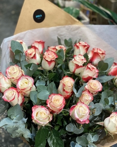 Ramo de Rosas Arcoíris Importadas - tienda online