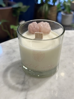 Vela aromática con piedra energética - Pola Atelier