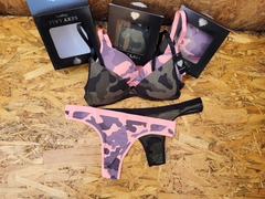 CONJUNTO TRIANGULO SOFT CAMUFLADO MICROFIBRA CON COLALESS LINEA SEXY LALI ART. 1077 TALLES SURTIDOS 85 al 100 (X DOCENA) - comprar online