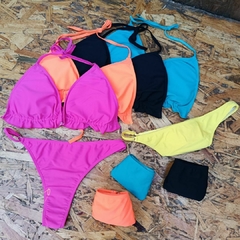 CONJUNTO TRIANGULOS CON BOLADOS BAJO EL BUSTO BIKINIS AGHATTA ART: 10500 COLORES TALLES SURTIDOS 85 - 90 - 95 - 100 (X DOCENA)