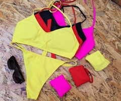 CONJUNTO TOP LISA CON LESS BIKINIS AGHATTA ART: 250 COLORES Y TALLES SURTIDOS 85 - 90 - 95 - 100 (X DOCENA) - comprar online