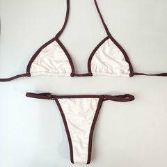 CALCINHA MINI TANGA COM REGULAGEM DUO OFF WHITE COM MARROM na internet