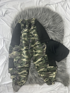 Conjunto Street de corrente camuflado verde com preto estilo moda gringa na internet