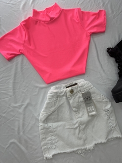 Conjunto combo Barbie saia branco e cropped rosa estilo moda gringa - loja online
