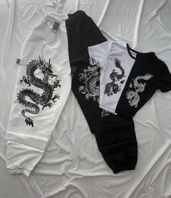 Conjunto bicolor calça tactel e cropped dragão estilo moda gringa - Nanda Looks