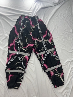 Conjunto calça tactel raio rosa e cropped com bojo balaclava bandida preto com rosa na internet
