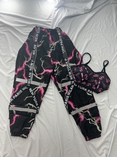 Conjunto calça tactel raio rosa e cropped com bojo balaclava bandida preto com rosa - Nanda Looks