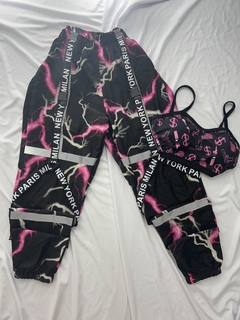 Conjunto calça tactel raio rosa e cropped com bojo balaclava bandida preto com rosa - comprar online