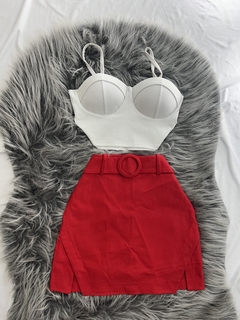 Conjunto festas shorts saia vermelha e cropped brilho lurex branco estilo moda gringa - comprar online