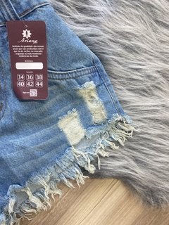 Imagem do Shorts jeans Ghost manchadinho estilo moda blogueira