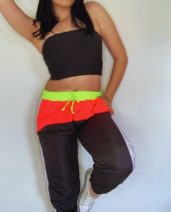 Calça tactel Jogger Street estilo moda blogueira - Nanda Looks