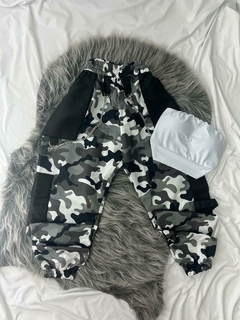 Conjunto feminino jogger de corrente calça tactel camuflada exercito e cropped faixa com bojo na internet