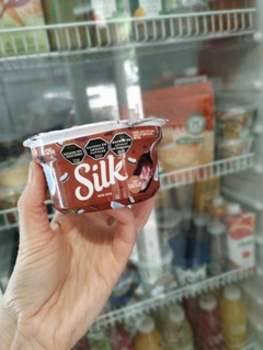 Postre de leche de coco, SILK