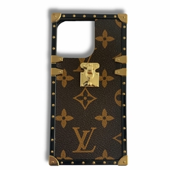 FUNDA IPHONE 13 PRO ANTISHOCK LV TREASURE