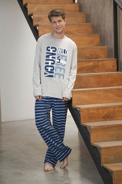 PIJAMA LARGO HOMBRE PANT. RAYAS (LE24500) - comprar online