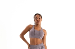 TOP DEPORTIVO CON TASA SOFT DESMONTABLE ESPALDA SEAMLESS CON SILICONA INTERNA (AN0C224) en internet