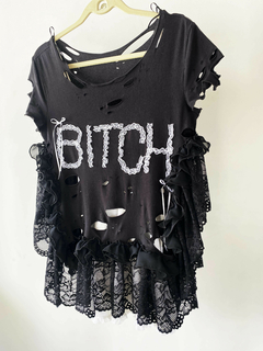 REMERA CON ENAGUA BITCH - THERAPY RECYCLE AND EXORCISE